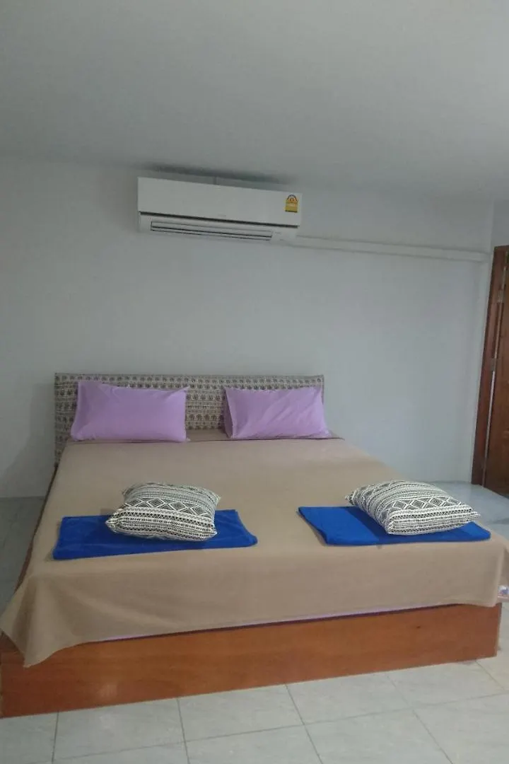 Easy Rooms And Minimart Ko Lanta