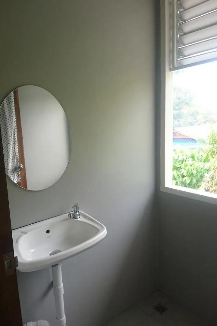 Easy Rooms And Minimart Ko Lanta